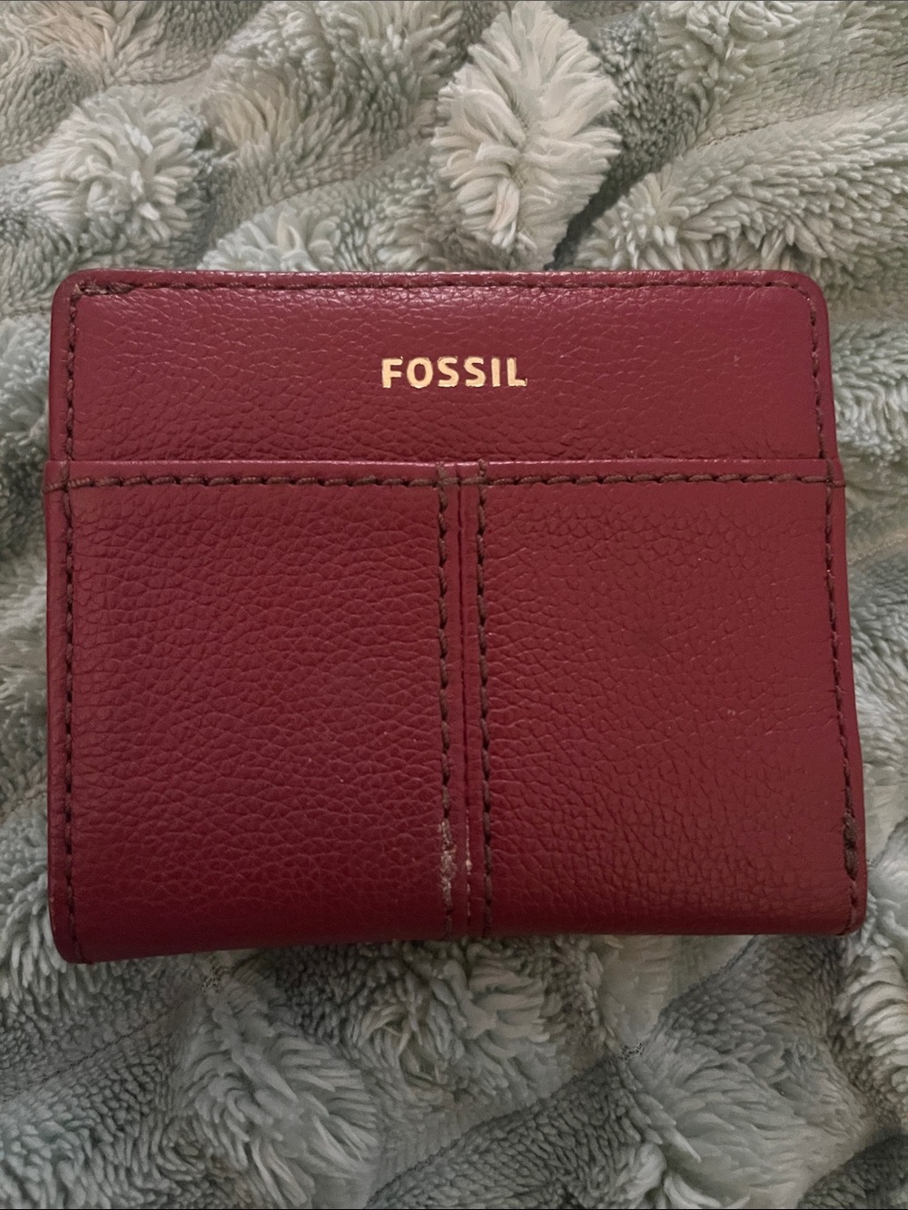 Fossil Burgundy Leather Card Holder with Gold Logo